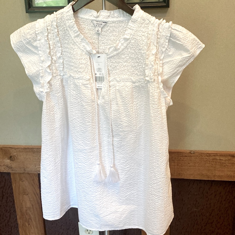 Crown & Ivy Ivory Ruffle Sleeve Blouse